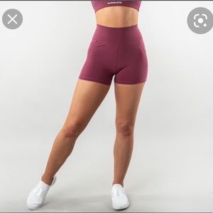 Alphalete surface pocket shorts (SOLD)